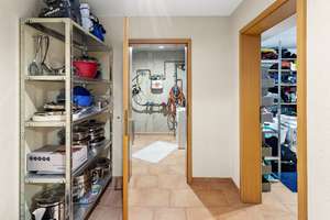 Einfamilienhaus im Münchner Süden mit absoluter Privatsphäre – Die vollständige Adresse der Immobilie erhältst du vom Anbieter., 81477 Obersendling, München – Vorschaubild 23