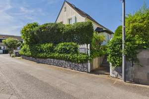 Köln-Holweide, modernisiertes, freistehendes Einfamilienhaus in familienfreundlicher Wohnlage