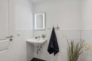 *Topmodernisiert, sonniger Balkon & Blick ins Grüne * zentrales  Hummelsbüttel* – Die vollständige Adresse der Immobilie erhältst du vom Anbieter., 22399 Hummelsbüttel, Hamburg – Vorschaubild 22