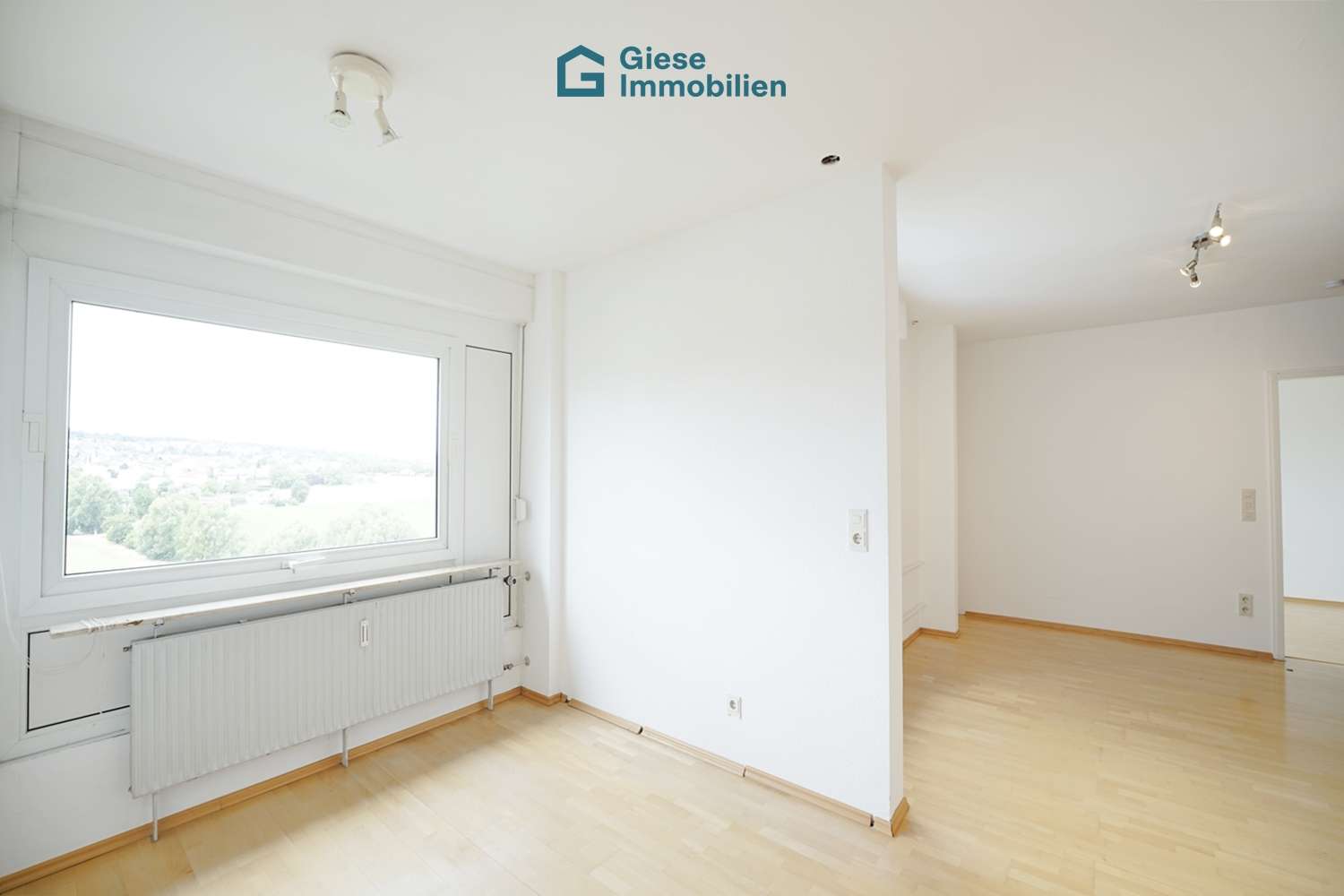 Immobilie in Filderstadt - Große 2,5-Zimmer-Wohnung mit Balkon und TG-Stellplatz - Bild 10