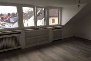 Frisch sanierte Dachgeschosswohnung in Holsterhausen