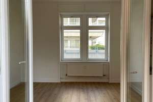 Sehr helle 2 - Zimmer - Wohnung mit Balkon im Herzen von Biebrich*** – Bunsenstraße 1, 65203 Biebrich, Wiesbaden – Vorschaubild 5