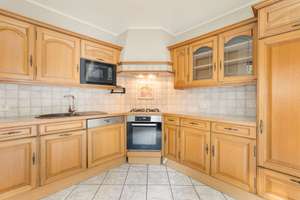 Property thumbnail 6