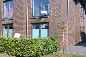 Helles WG  Zimmer für Studenten und Azubis 1. OG in Oldenburg-Wechloy – Grenadierweg 4, 26129 Haarentor, Oldenburg (Oldenburg) – Vorschaubild 1