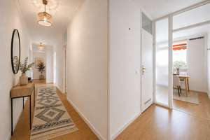 Elegante 3-4-Zimmer-Wohnung, zentral in Köln-Weiden mit 2 Balkonen und Tiefgaragenstellplatz – 50858 Weiden, Köln – Vorschaubild 3