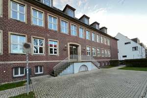 Wohnen auf höchstem Niveau: Stilvolle Wohnung am begehrten Südpark – Die vollständige Adresse der Immobilie erhältst du vom Anbieter., 48153 Schützenhof, Münster – Vorschaubild 5