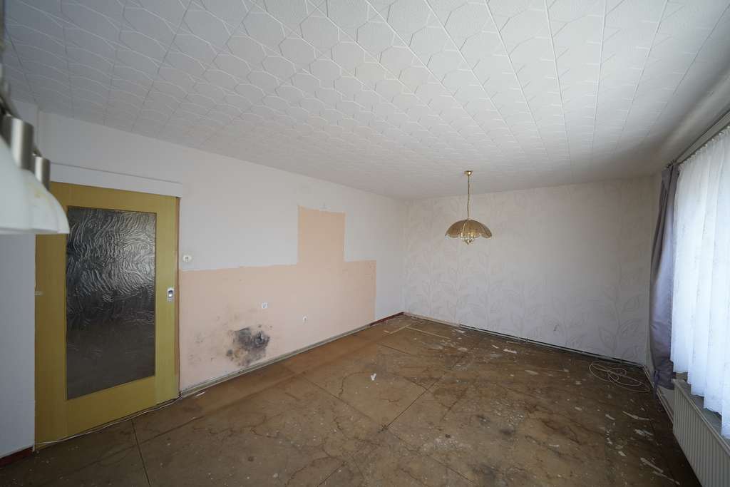 Immobilie in Altmittweida - +++ Einfamilienhaus mit sonnigem Garten und Garage +++ - Bild 2