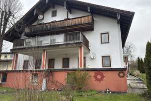 Repräsentatives Mehrfamilienhaus mit vielseitigen Nutzungsmöglichkeiten – Dr.-Gäch-Straße 2, 94374 Schwarzach – Vorschaubild 2