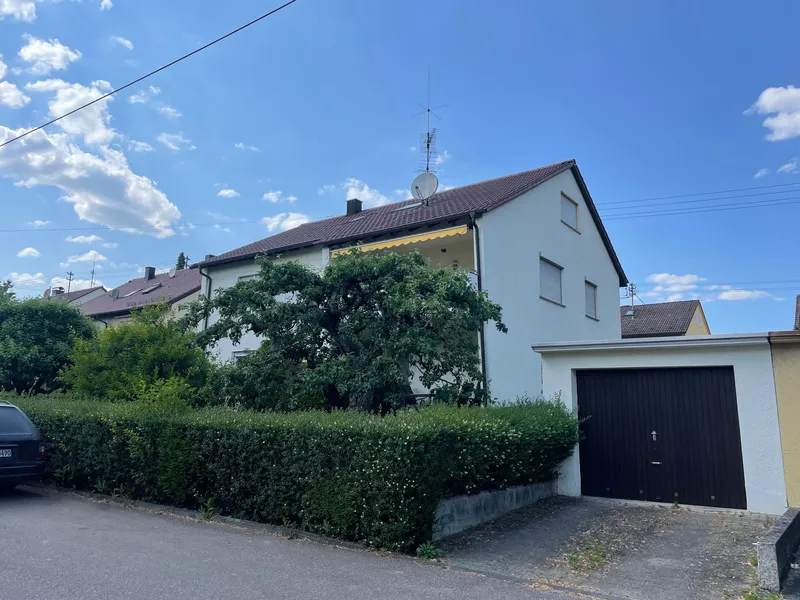 2-3Rm Multi-Family House – Ditzingen – Renovated, Investment Ready - 2