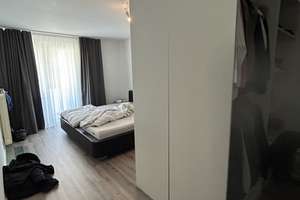 Helle 3-Zimmer Wohnung mit Balkon in Düsseldorf Stadtmitte