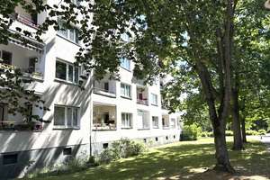 +++ frisch renoviert Single-Wohnung in grüner Lage von Spandau +++