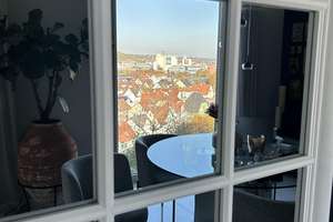 Design trifft Gemütlichkeit: Kernsaniertes Juwel mit Terrasse, High-End-Ausstattung, PV & Klima – Kreuzhaldenstraße 47, 70329 Hedelfingen (Ortsteil), Stuttgart – Vorschaubild 12