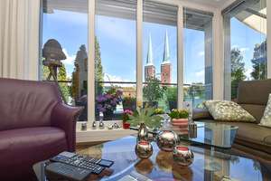 Exklusive Penthouse-Wohnung mit  2x TG-Stellplätzen und Traumblick über die Trave auf die Altstadt! – Die vollständige Adresse der Immobilie erhältst du vom Anbieter., 23560 Innenstadt, Lübeck – Vorschaubild 3