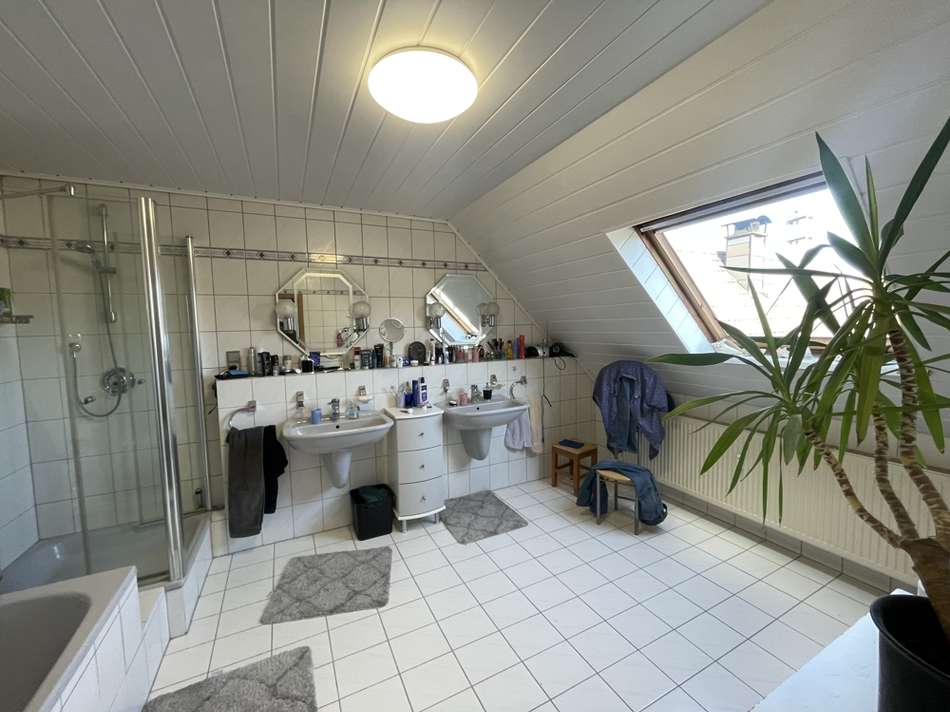 Badezimmer  1.OG Einfamilienha