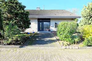 Freistehendes Einfamilienhaus mit Keller, großzügigem Garten und Sauna – Die vollständige Adresse der Immobilie erhältst du vom Anbieter., 47574 Goch – Vorschaubild 3
