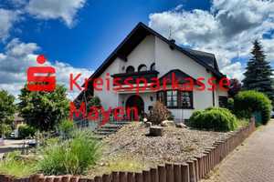 Wohnen mit Stil: Gepflegtes Einfamilienhaus mit Garten und viel Raum – Mayen-Koblenz (Kreis) – Vorschaubild 1