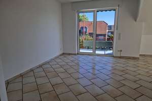 Wohnen mit Charakter: 2,5-Zimmer-Dachgeschosswohnung in Duisburg – Die vollständige Adresse der Immobilie erhältst du vom Anbieter., 47239 Rumeln-Kaldenhausen, Duisburg – Vorschaubild 3