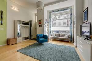 ALTBAU UND INDUSTRIAL STYLE AUF CA. 120 QM - PERFEKT KOMBINIERT IN TOP LAGE AM LEON-JESSEL-PLATZ! – Die vollständige Adresse der Immobilie erhältst du vom Anbieter., 10713 Wilmersdorf, Berlin – Vorschaubild 2