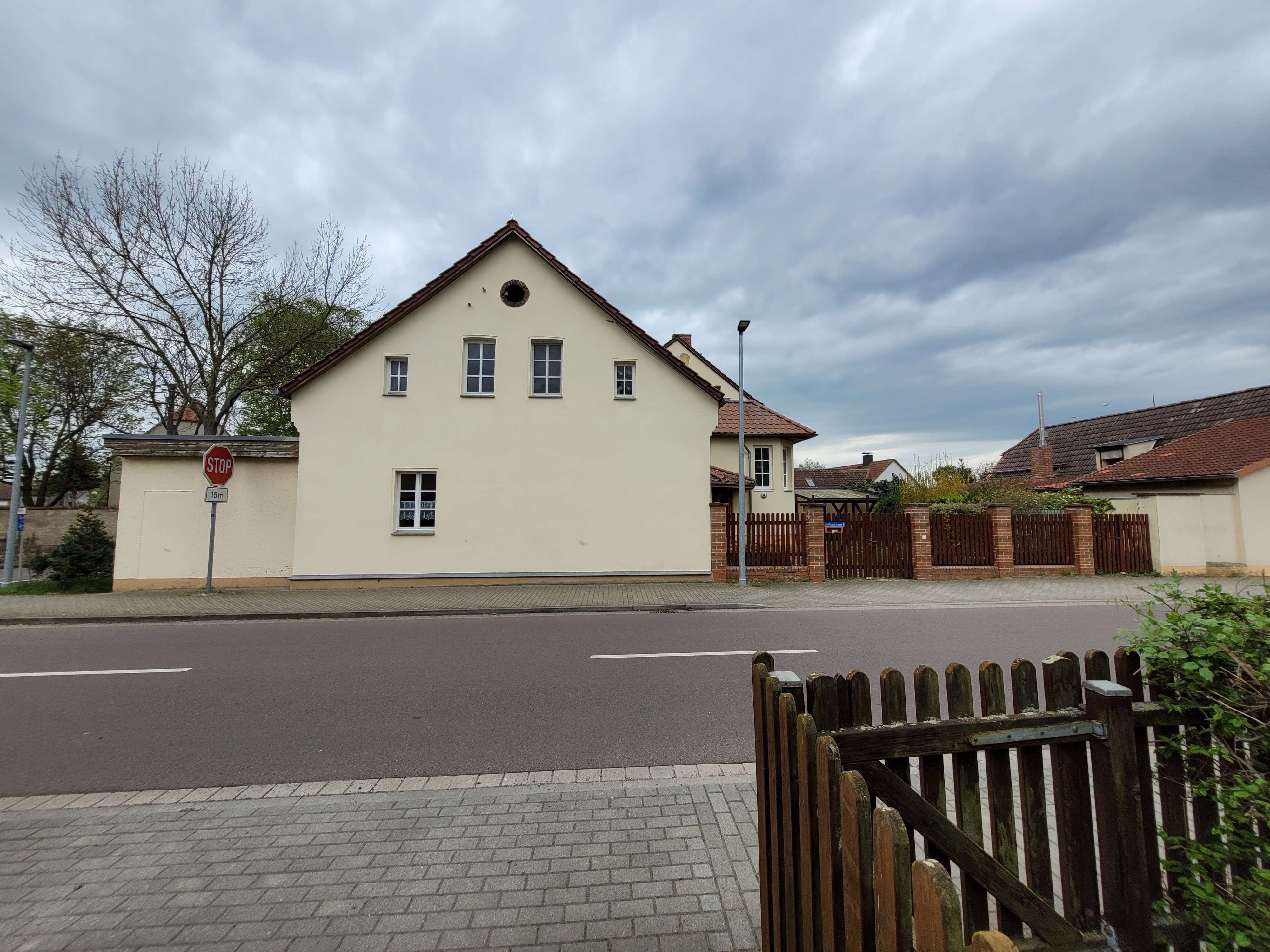 Ehemaliger Kindergarten mit separater Wohneinheit, Saalekreis – Bild 2