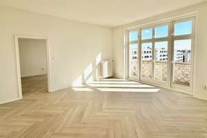 Panoramablick, extrem zentral, absolut ruhig – Frankfurter Tor 8, 10243 Friedrichshain, Berlin – Vorschaubild 4