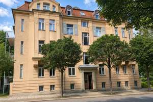 Wohnen am Clara-Zetkin-Park – Stilvolle Denkmalwohnung mit großem Balkon in begehrter Bestlage
 – Die vollständige Adresse der Immobilie erhältst du vom Anbieter., 4275 Südvorstadt, Leipzig – Vorschaubild 1