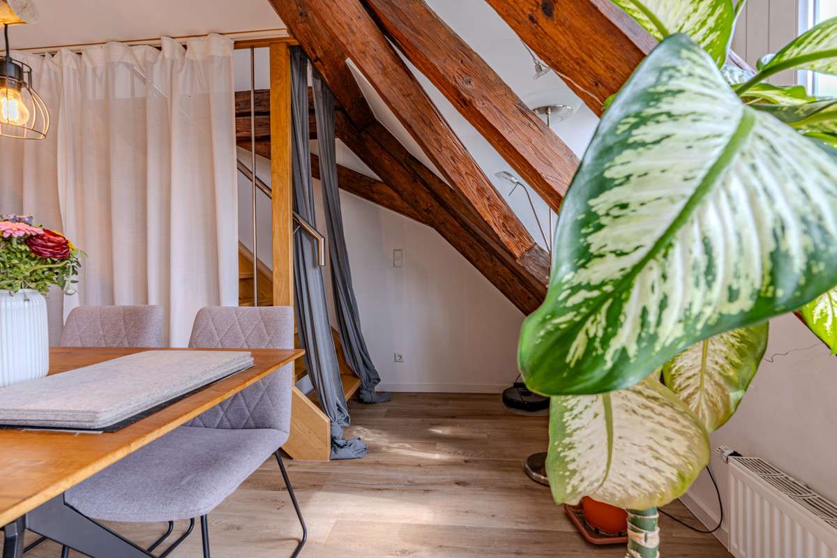 Immobilie in Baindt - Elegantes Wohnen im Herzen historischer Architektur - Bild 4