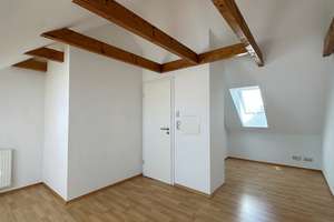 Gepflegtes 4-Zimmer-Reihenmittelhaus mit Garten und Keller in zentraler Lage von Oldenburg – Die vollständige Adresse der Immobilie erhältst du vom Anbieter., 26121 Ziegelhof, Oldenburg (Oldenburg) – Vorschaubild 9