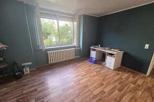 Charmante Doppelhaushälfte mit Potenzial in Limbach-Oberfrohna! – Die vollständige Adresse der Immobilie erhältst du vom Anbieter., 9212 Limbach-Oberfrohna – Vorschaubild 2