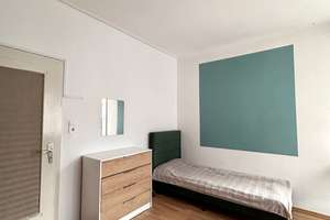 Helles 20 m2 Zimmer in ruhiger 3er WG - einziehen & wohlfühlen!