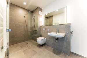 2-Zi.-Wohnung im 5. OG mit Süd-Ost-West-Ausrichtung und großem Süd-West-Balkon – Die vollständige Adresse der Immobilie erhältst du vom Anbieter., 81673 Josephsburg, München – Vorschaubild 12