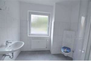 Schöne Wohnung mit drei Zimmern und Balkon in Koblenz – Am Brünnchen 2, 56072 Metternich, Koblenz – Vorschaubild 6