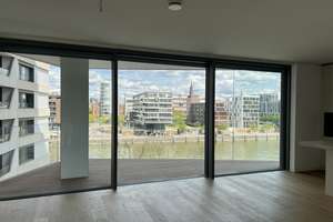 The Crown - Erstbezug, Concierge, Stadt- & Wasserblick – Am Strandkai 17, 20457 HafenCity, Hamburg – Vorschaubild 6