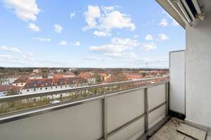 Renovierungsbedürftige 2-Zimmer-DG-Wohnung mit Balkon in Nürnberg-Gartenstadt! – Die vollständige Adresse der Immobilie erhältst du vom Anbieter., 90469 Gartenstadt, Nürnberg – Vorschaubild 12