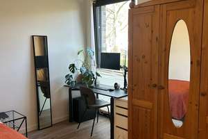 !NUR FÜR STUDENTEN/AZUBS! -  Nachmieter:in für schöne möblierten Studi- und Azubi Wohnung gesucht!! – Gerichtstraße 67, 13347 Gesundbrunnen, Berlin – Vorschaubild 1