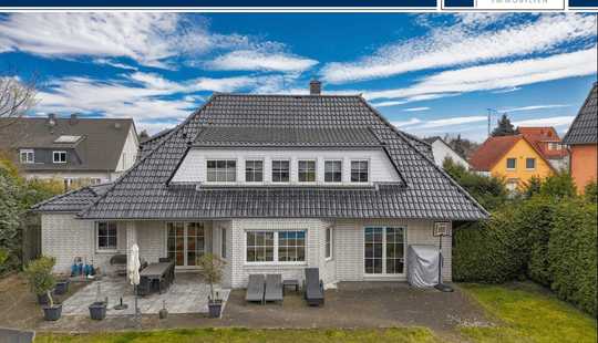 Bild von Großzügiges Einfamilienhaus mit Pool in ruhiger Sackgassenlage