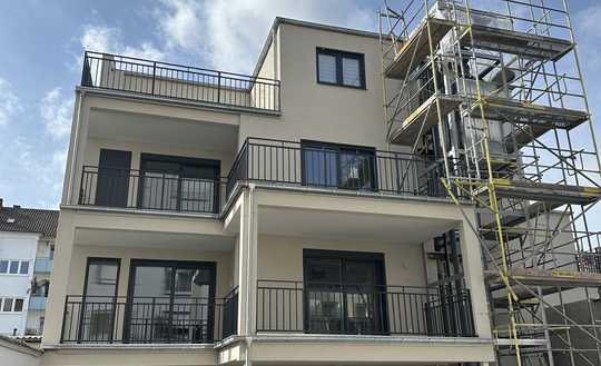 Neubau  1-Zimmer-Apartment im 2. OG mit Balkon in Mannheim Schwetzingerstadt 
