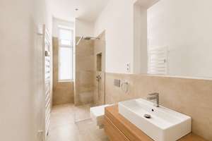 Außergewöhnliche 6-Zimmer-Wohnung mit Balkon und Sauna, direkt am Adenauerplatz! – Die vollständige Adresse der Immobilie erhältst du vom Anbieter., 10629 Charlottenburg, Berlin – Vorschaubild 10