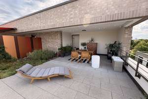 Über den Dächern im Neubauquartier: 3,5-Zi.-Penthousewohnung mit Dachterrasse im Möhringer HQM