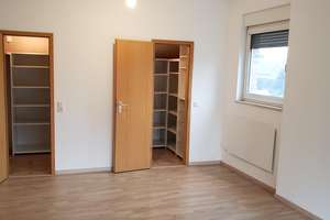 Helle  3,5-Zimmer-Wohnung mit Terasse an der Grenze zu Moers – Die vollständige Adresse der Immobilie erhältst du vom Anbieter., 47198 Hochheide, Duisburg – Vorschaubild 5