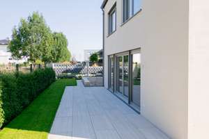 Neubauvilla in Heddesheim · Architektur, Ausstattung und Raumgefühl auf höchstem Niveau – Die vollständige Adresse der Immobilie erhältst du vom Anbieter., 68542 Heddesheim – Vorschaubild 4