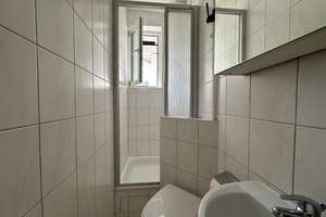 Wohnen im Grünen – Helle Wohnung mit Wintergarten und traumhafter Aussicht+EBK – Die vollständige Adresse der Immobilie erhältst du vom Anbieter., 70199 Südheim, Stuttgart – Vorschaubild 6