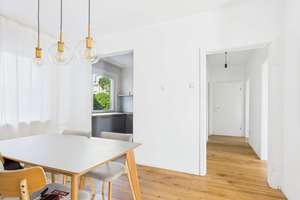 Moderne 2,5-Zimmer-Wohnung mit großer Süd-West-Terrasse – umfassend saniert – Die vollständige Adresse der Immobilie erhältst du vom Anbieter., 44791 Grumme, Bochum – Vorschaubild 2