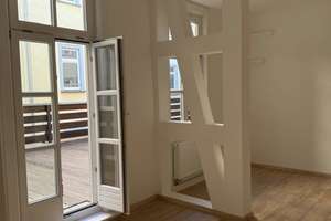 Traumhafte 5-Zimmer Wohnung mit großer Terrasse in Erfurts Altstadt – Mühlgasse 15, 99084 Altstadt, Erfurt – Vorschaubild 2