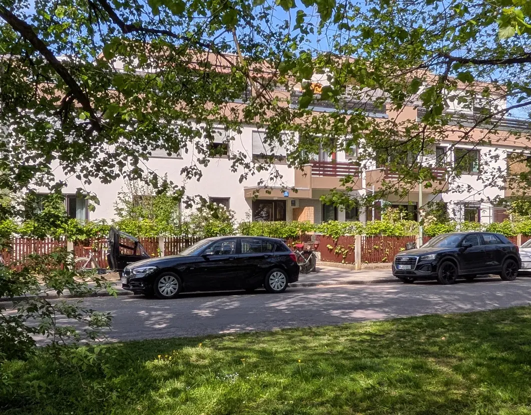 Kernsaniert, smart, für möblierte Vermietung — photo 2