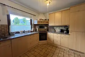 Gepflegtes 4-6-Zimmer-EFH mit PV, Vollkeller, Garage + Kachelofen in ruhiger Lage von Barsbüttel – Stormarn (Kreis) – Vorschaubild 11