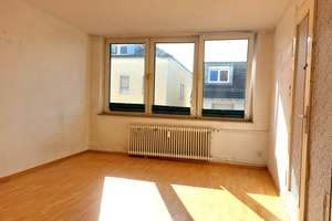 Renovierungsbedürftige 3 Zimmerwohnung in Stuttgart-Ost, 3 Monate mietfrei (nur Nebenkosten) – Die vollständige Adresse der Immobilie erhältst du vom Anbieter., 70182 Kernerviertel, Stuttgart – Vorschaubild 3