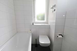 EINZIEHEN & SICH WOHLFÜHLEN - GUTER SCHNITT & SCHÖNE DIELEN - SUPER INFRASTRUKTUR & WASSERNÄHE – Gorkistr. 36 aa, 13509 Tegel, Berlin – Vorschaubild 8