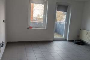 Großer Balkon + 4 Zimmer + Wohnküche + 2 Bäder + PKW-Stellplatz* in Sudenburg – Schöninger Straße 22, 39112 Sudenburg, Magdeburg – Vorschaubild 4