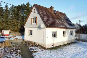 Charmantes Einfamilienhaus mit großzügigem Grundstück und zusätzlicher Landwirtschaftsfläche – Erzgebirgskreis – Vorschaubild 7
