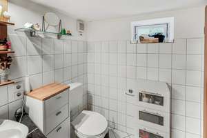REH Kiel-Elmschenhagen: Ideale Kapitalanlage, Garten & Wintergarten – Die vollständige Adresse der Immobilie erhältst du vom Anbieter., 24147 Elmschenhagen, Kiel – Vorschaubild 11